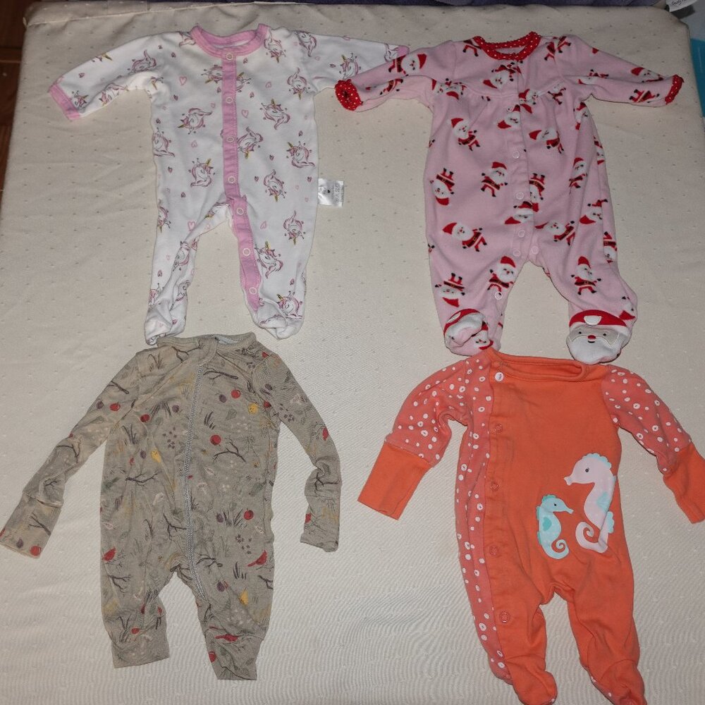 LOT OF (4) INFANT GIRL SLEEPWEAR SIZE NEWBORN